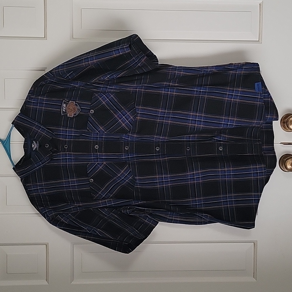 Harley-Davidson men's black and blue plaid short sleeve button down shir…